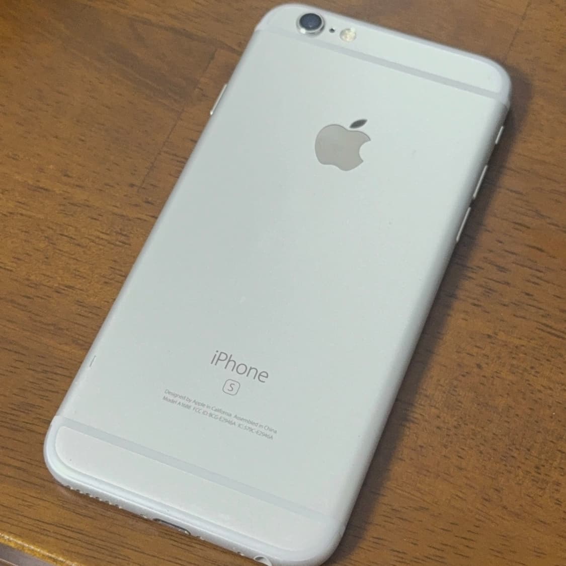 아이폰 6s 실버 16GB 상품이미지1