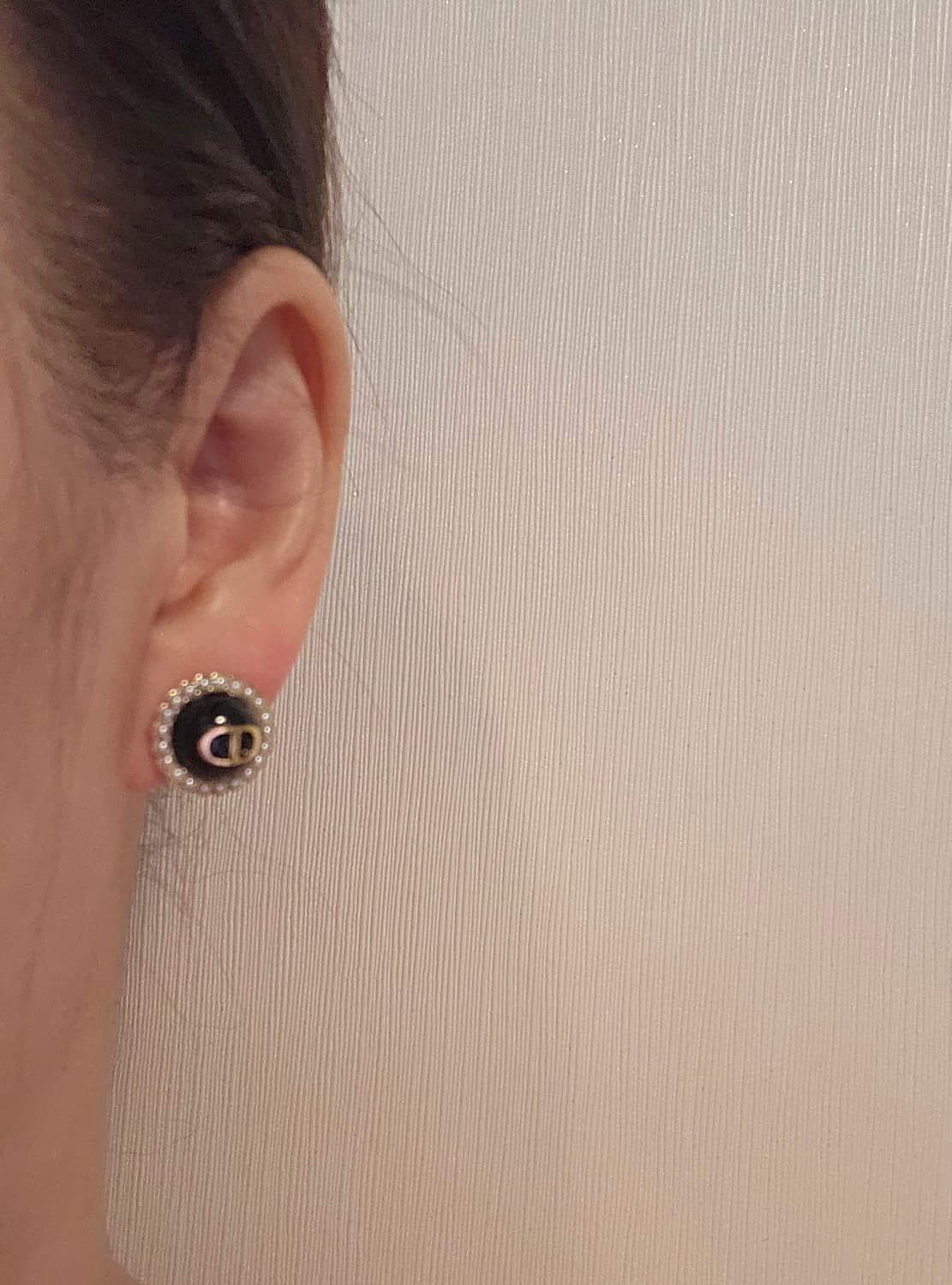 디올 업사이클링 블랙스톤 진주 귀걸이 상품이미지7