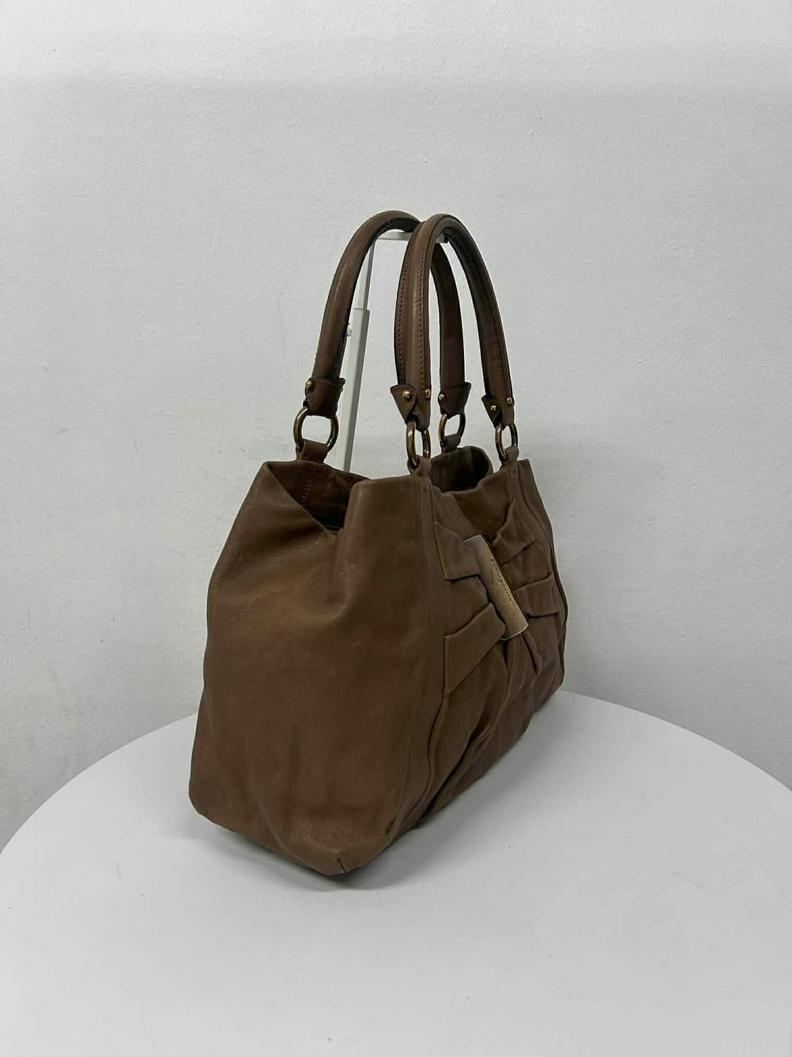 살바토레 페라가모 바라 리본 레더 토트백 숄더백 상품이미지3