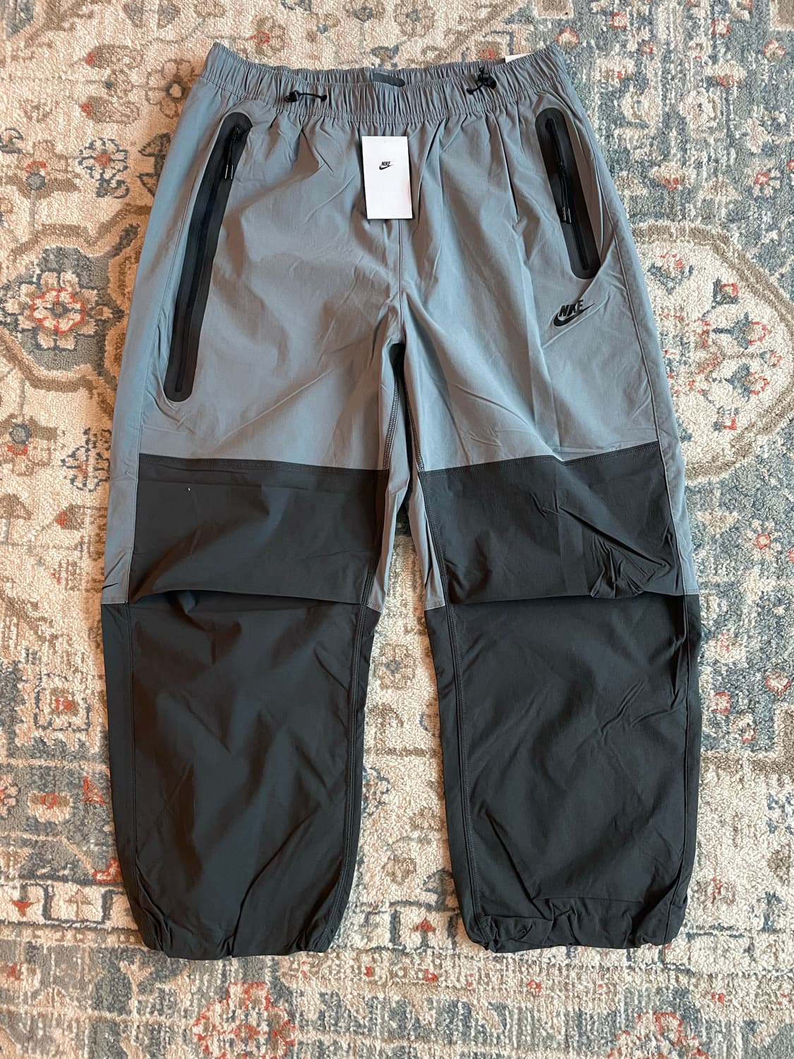 나이키 테크 맨즈 우븐 오픈 헴 팬츠 (새제품.XL) 상품이미지2