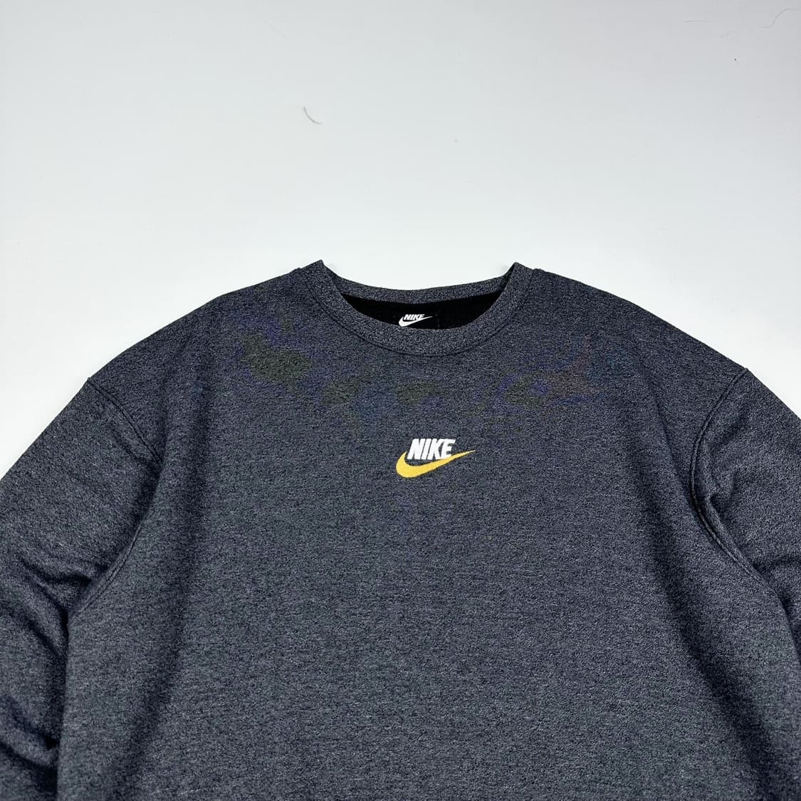 나이키 센터 로고 차콜 크루넥 맨투맨 (XL) 상품이미지1