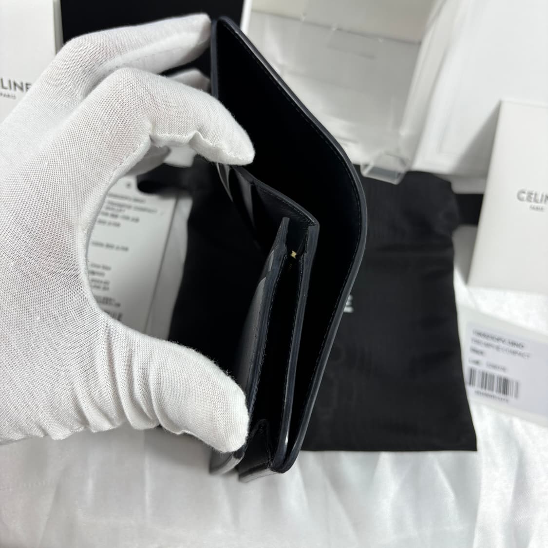 (풀구성,정품)셀린느 트리옹프 컴팩트 반지갑 월렛 블랙 상품이미지9