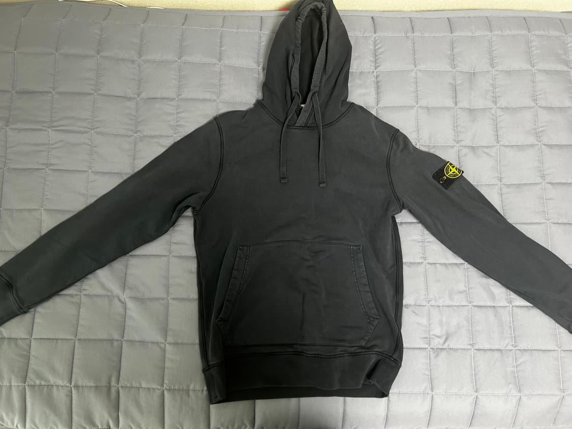 스톤아일랜드 후드티 네이비 상품이미지1