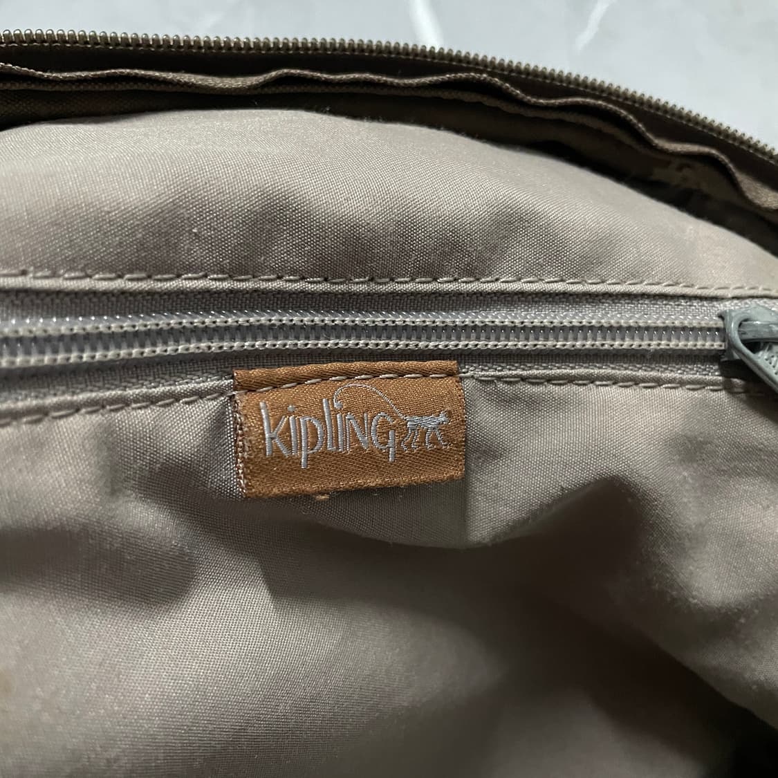 팔로워 특가 키플링 브라운 카키 고릴라 키링 미니 백팩 가방 상품이미지5