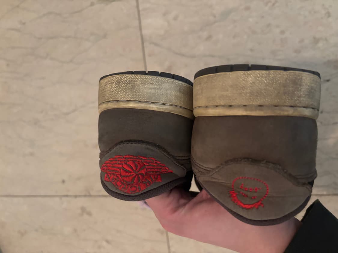 조던 1 x 트래비스 스캇 레트로 로우 OG SP 모카 상품이미지3