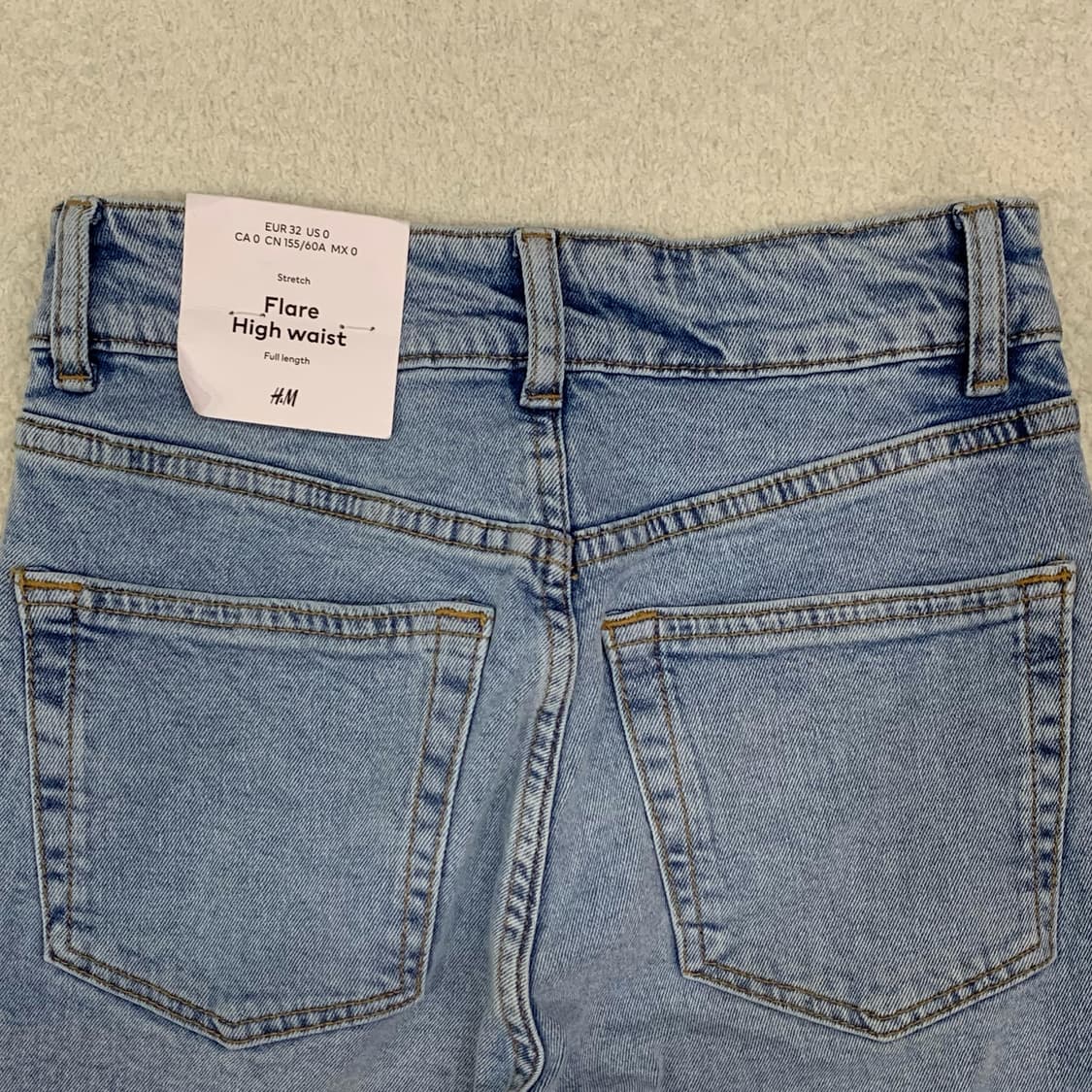 [25/새상품] H&M 하이웨스트 플레어 데님팬츠 상품이미지2