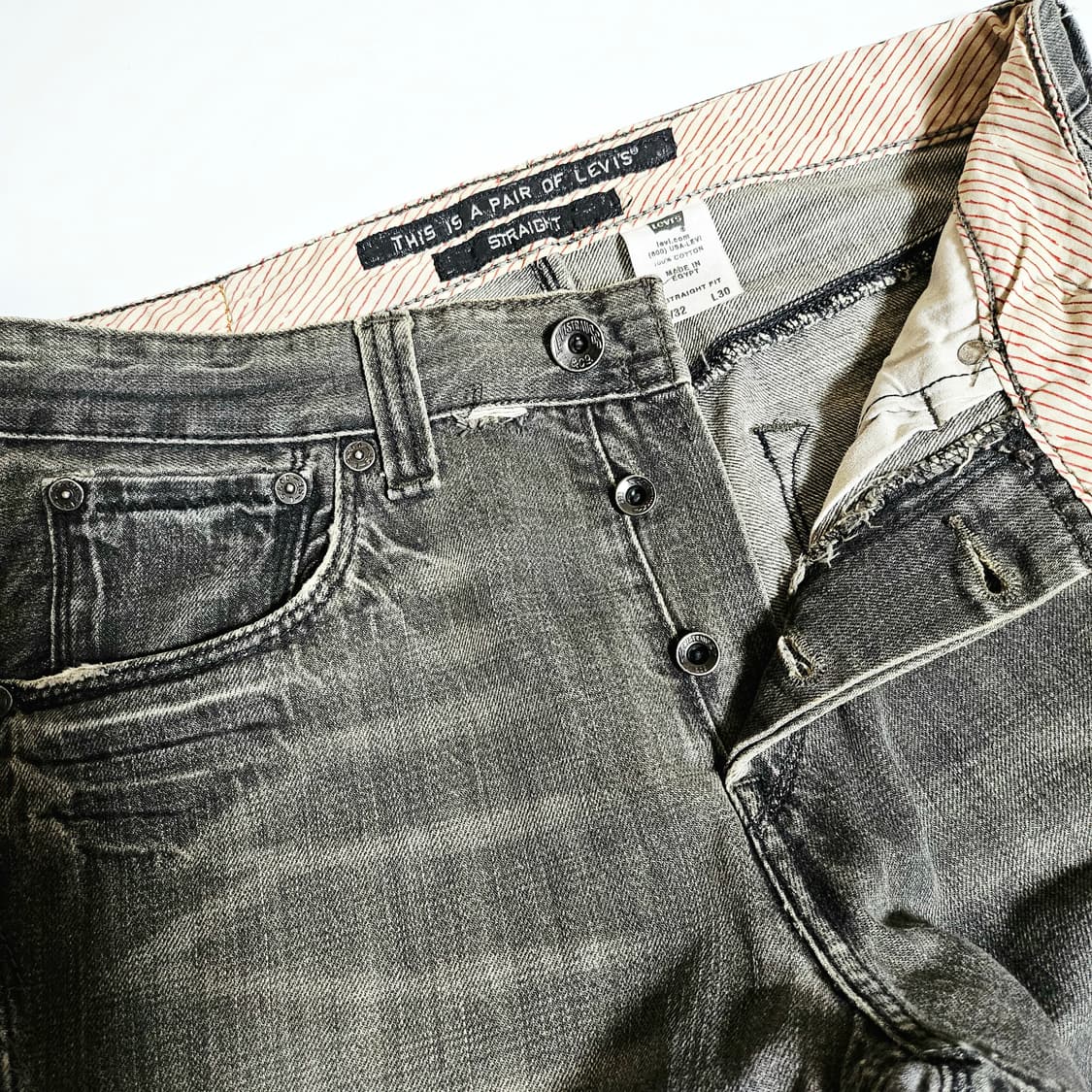 [32X30][리바이스]00's 701s스트레이트 디스트로이드페이드 데님 상품이미지4