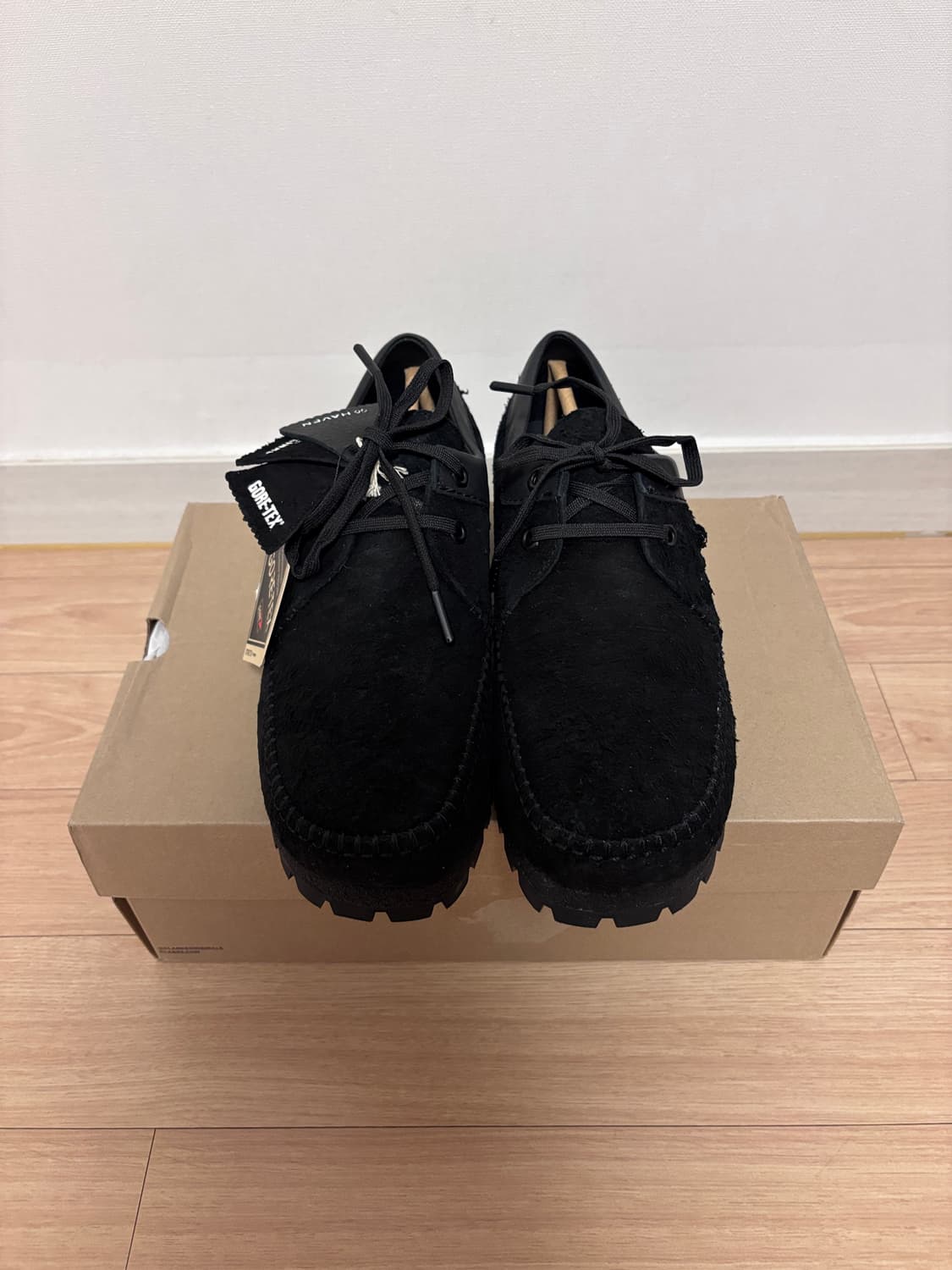 새상품) 265 클락스 위버 비브람 고어텍스 블랙 스웨이드 상품이미지2