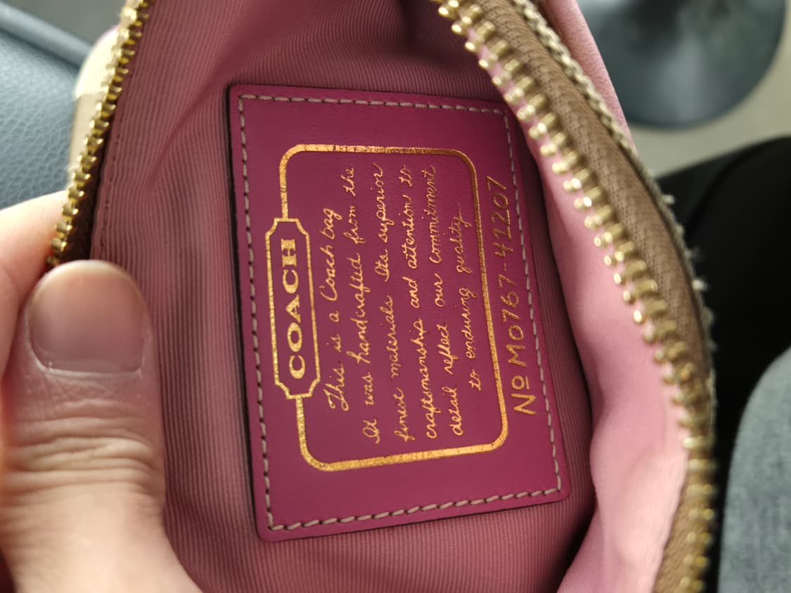 코치 시그니처 핑크 크로스백 상품이미지8