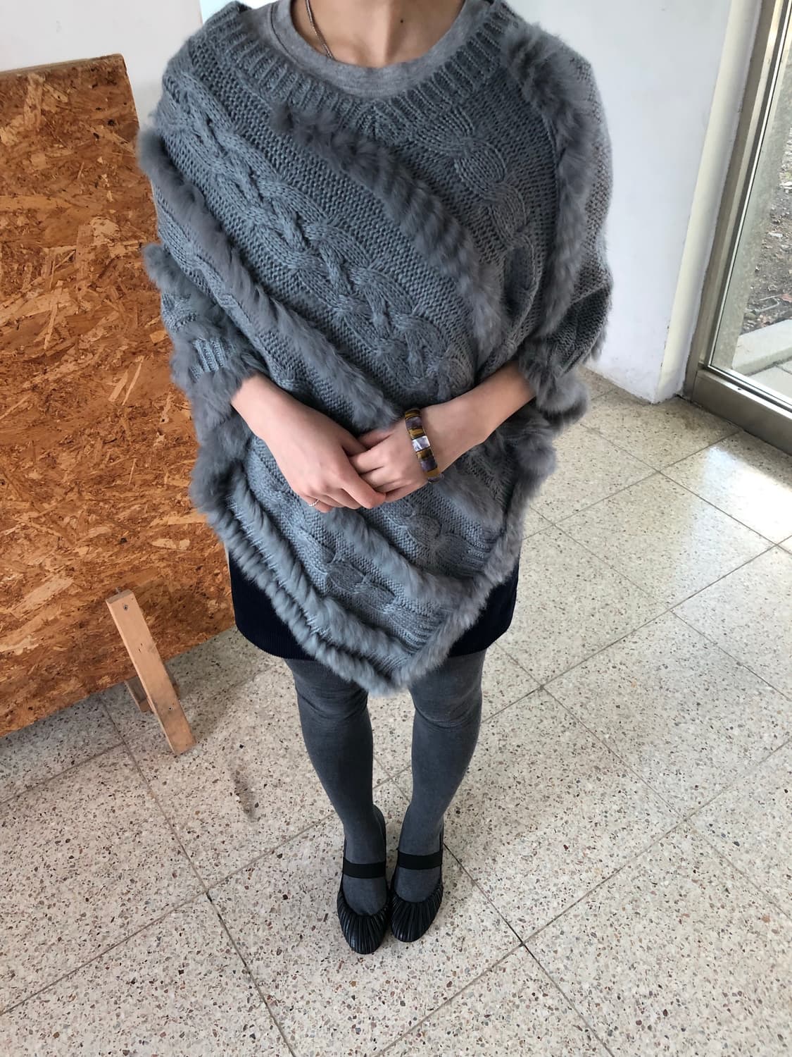 cape v-neck knit 상품이미지3
