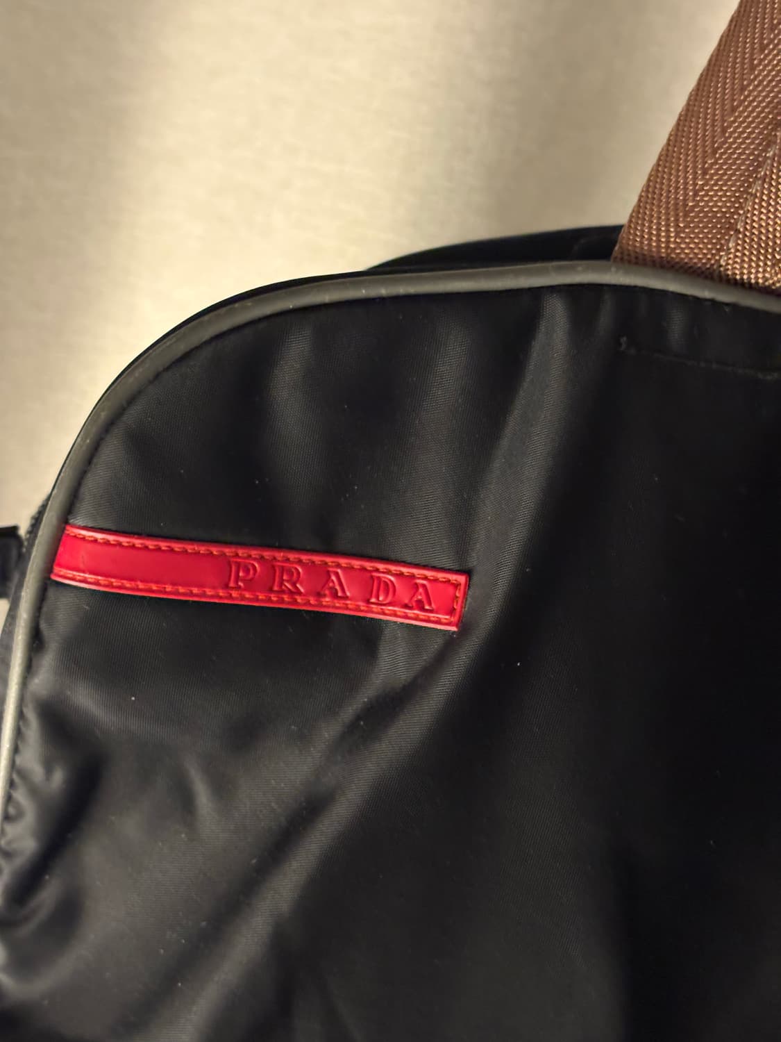 프라다 스포츠 라지 테크니컬 폴리백 토트백 상품이미지6