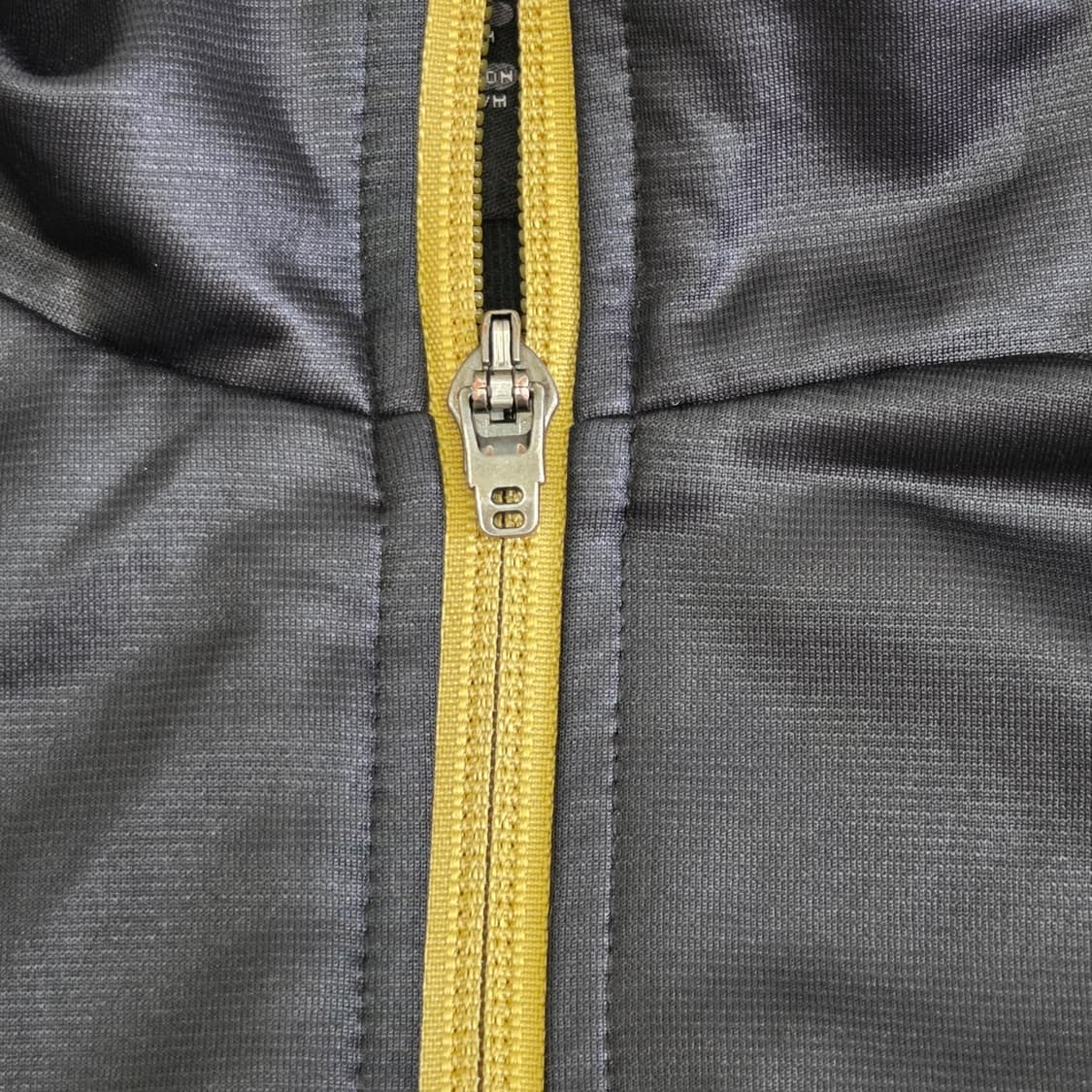 Adidas 아디다스 빈티지 블랙 골드 져지 상품이미지5
