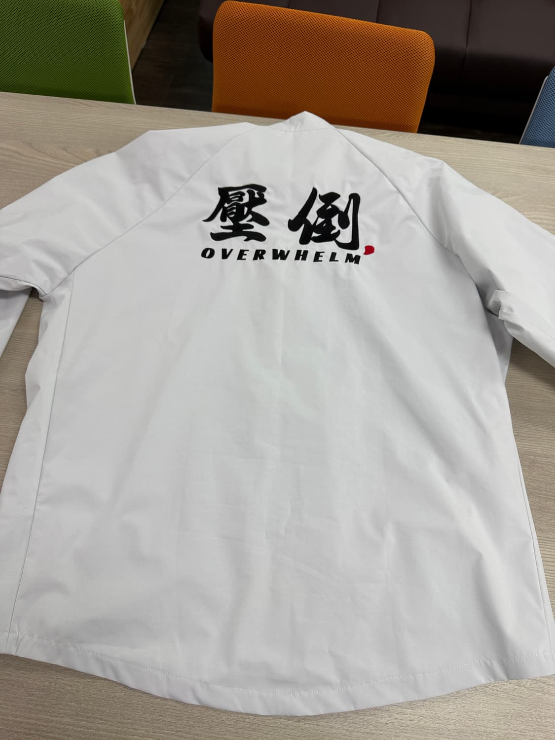 압도 윈드브레이커 001 기본로고 XL 상품이미지3