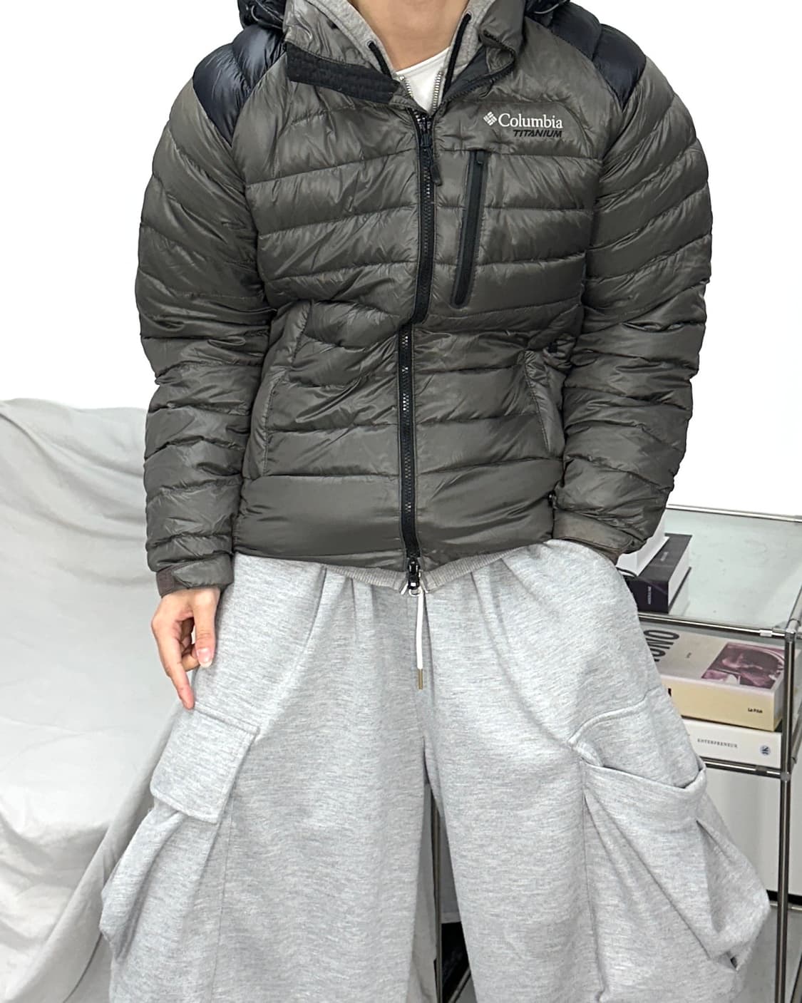 컬럼비아 티타늄 경량 패딩 M 상품이미지2