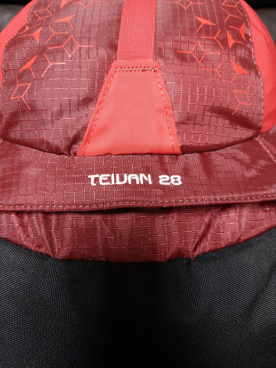 콜핑 TEIWAN  등산 배낭 (28L)

 상품이미지6