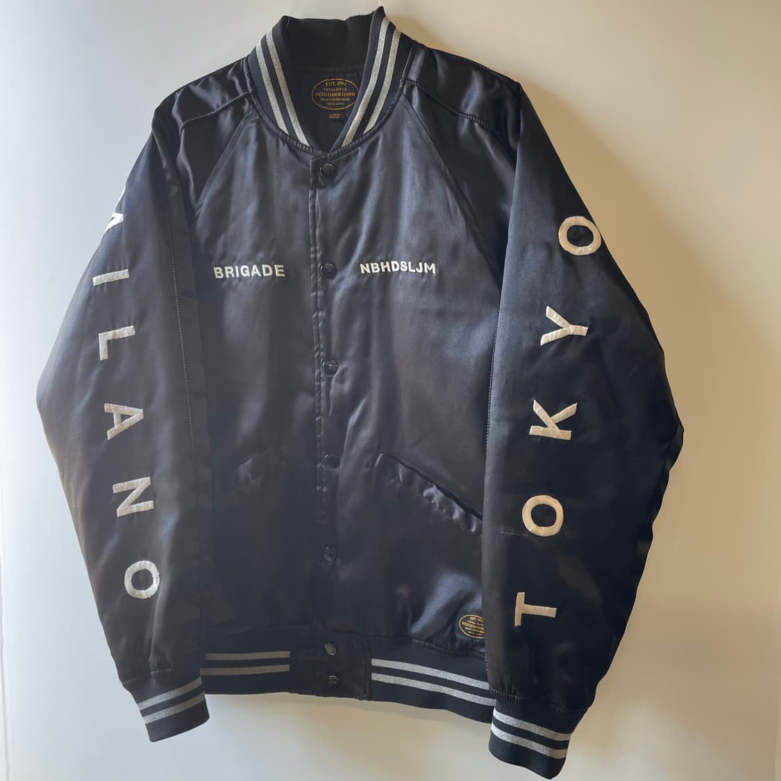 네이버후드 x 슬램잼 새틴 베이스볼 자켓 상품이미지4