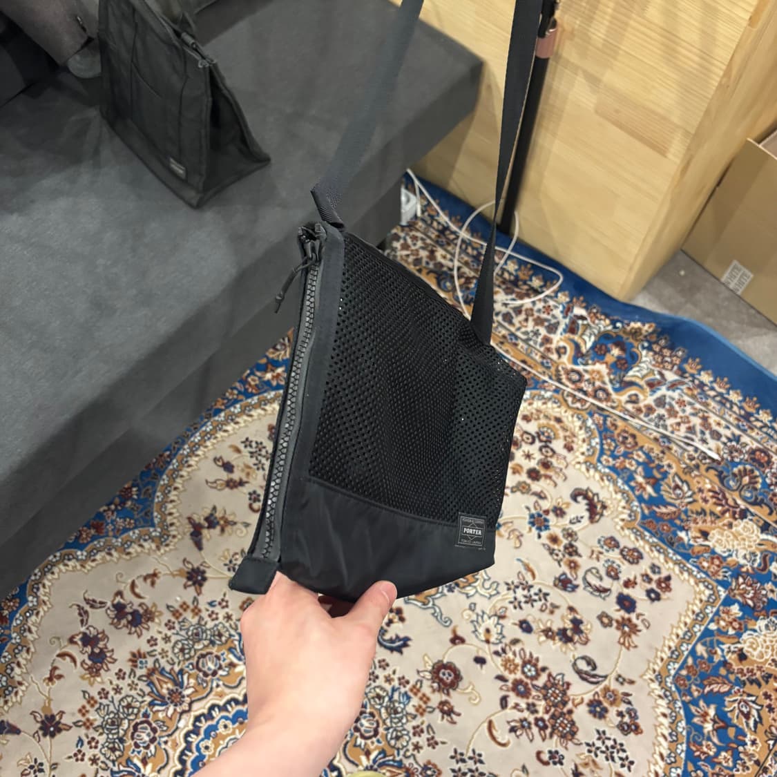 포터 pvc 스크린 메쉬 숄더백 상품이미지4