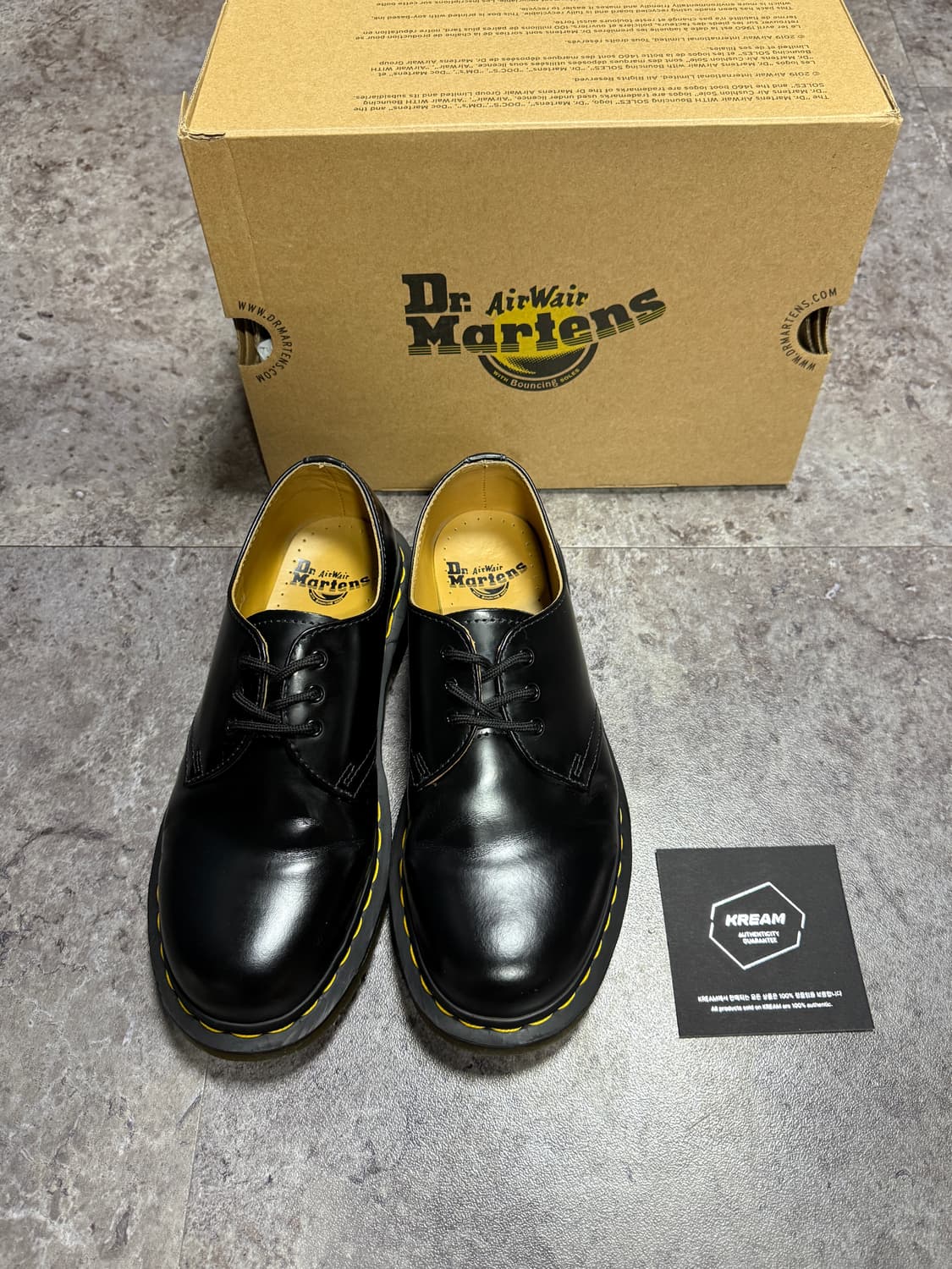 닥터마틴 1461 스무스 250 크림 상품이미지2