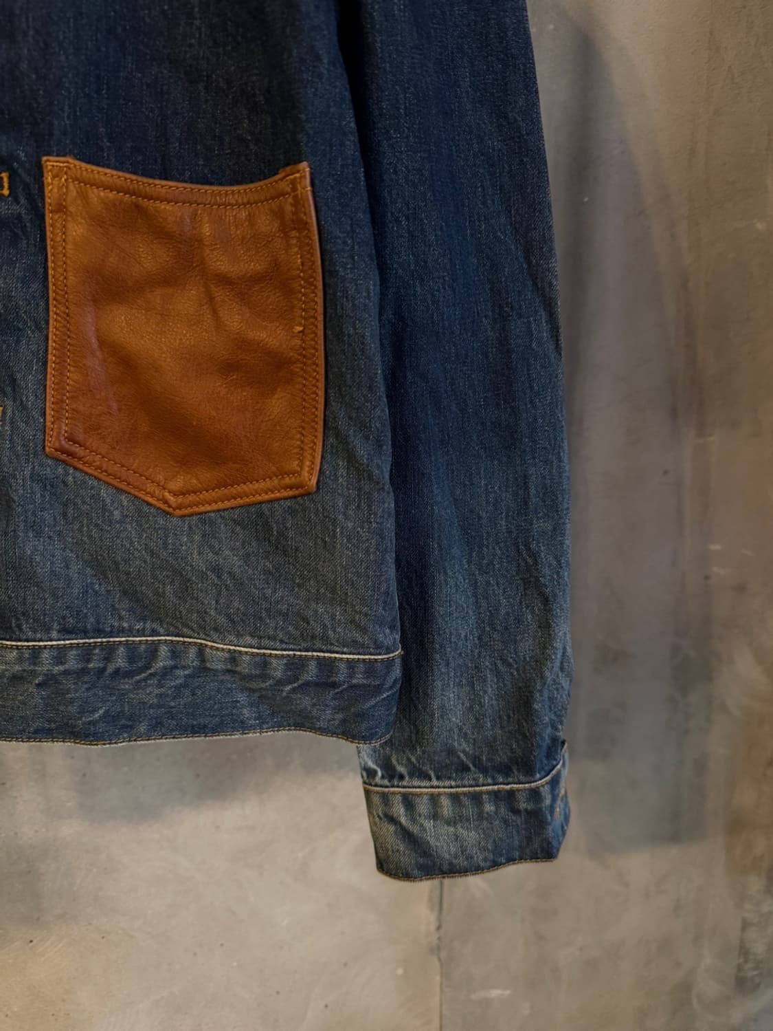 니서스 호텔 데님 트러커 자켓 100 상품이미지6