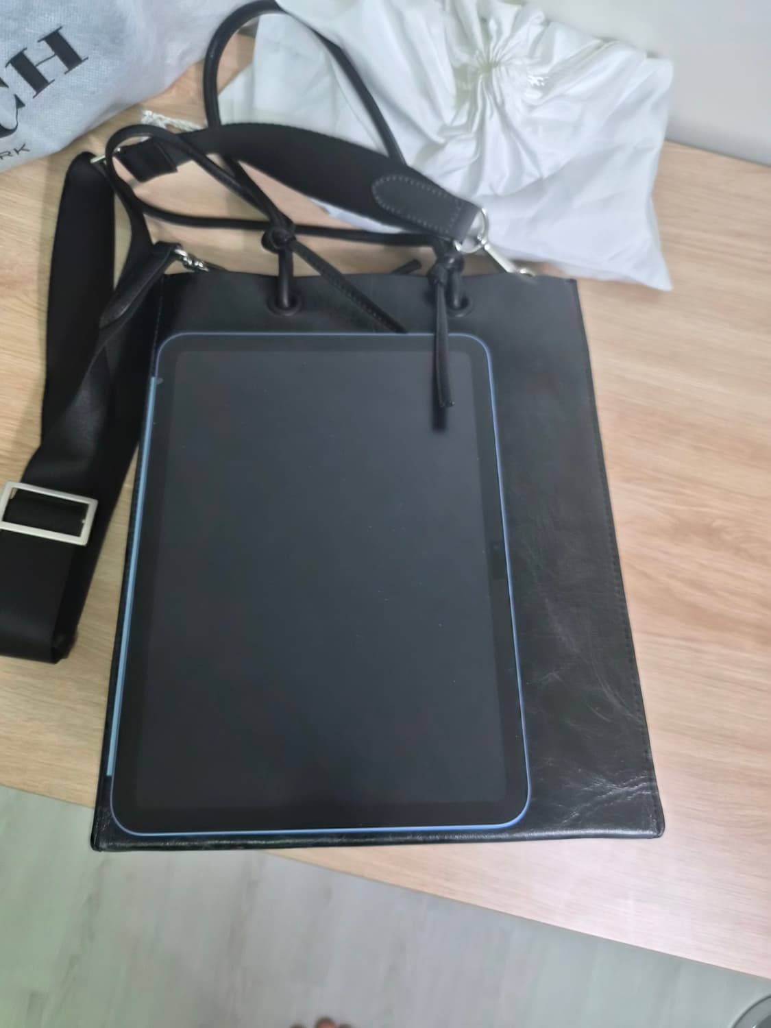 아더에러 남자 가방 상품이미지5