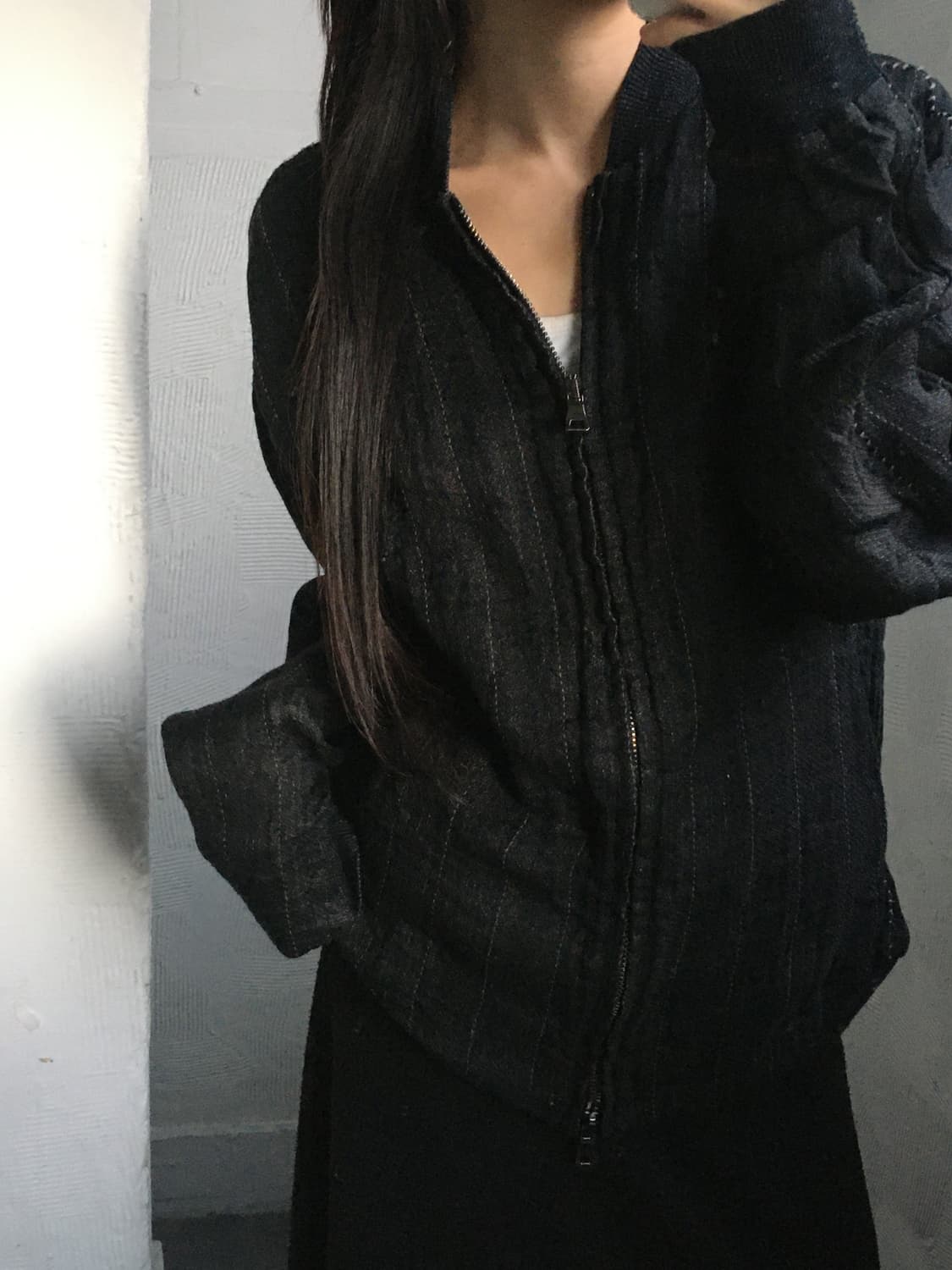 TRANSIT 트랜짓 블랙 컬러 투웨이 지퍼 져지 상품이미지2