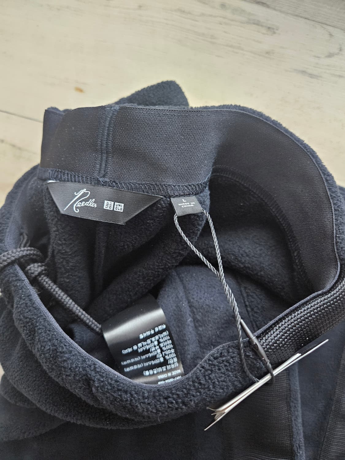 (L)유니클로x니들스 블랙팬츠 택포 상품이미지3