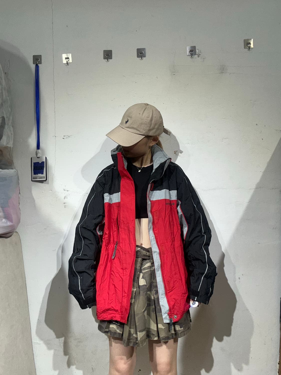 컬럼비아 블랙 레드 등산용 바람막이 트래킹 자켓 M 상품이미지2