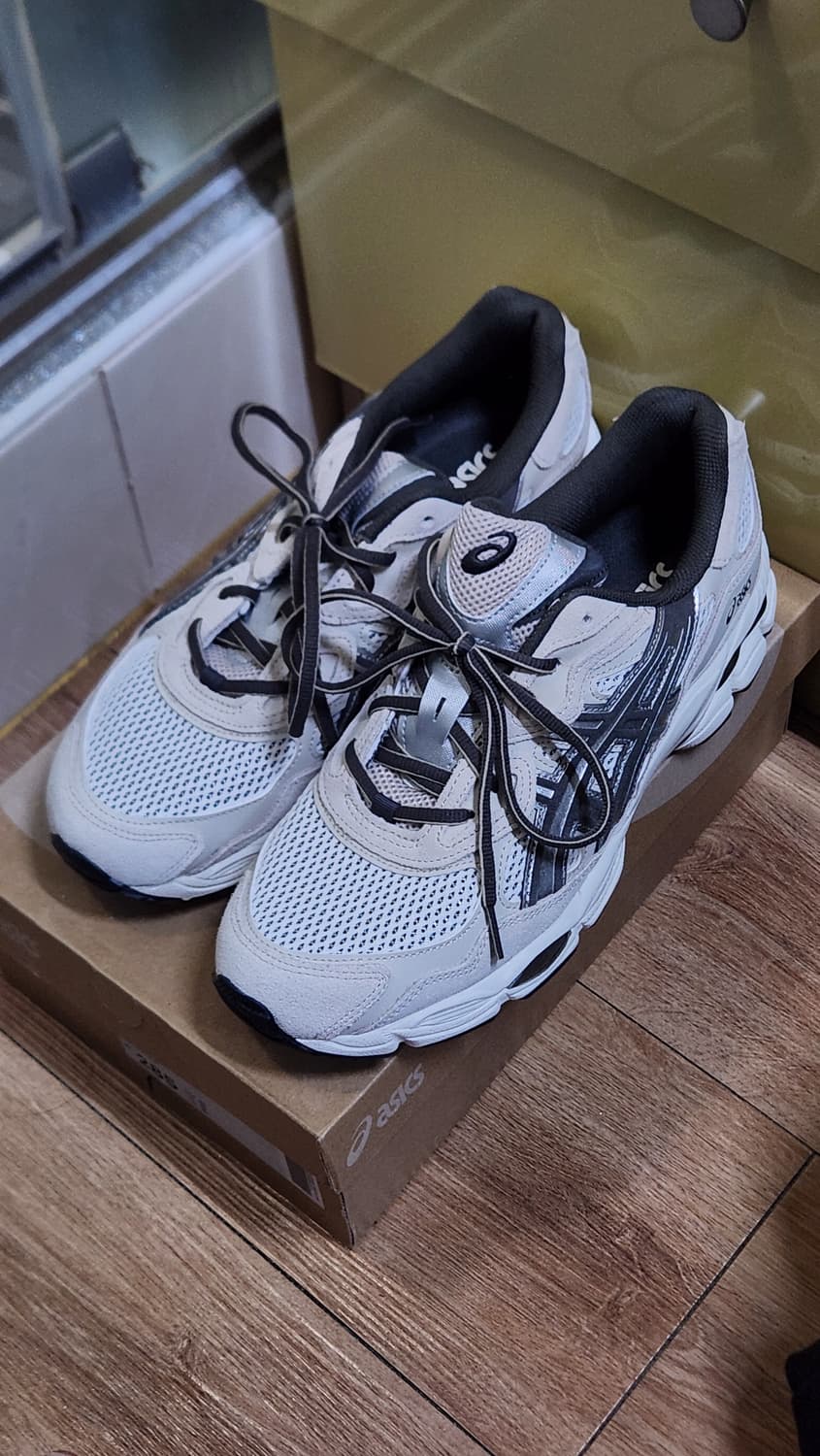 아식스 GEL-NYC BEIGE/PURE SILVER 285 새상품 상품이미지1