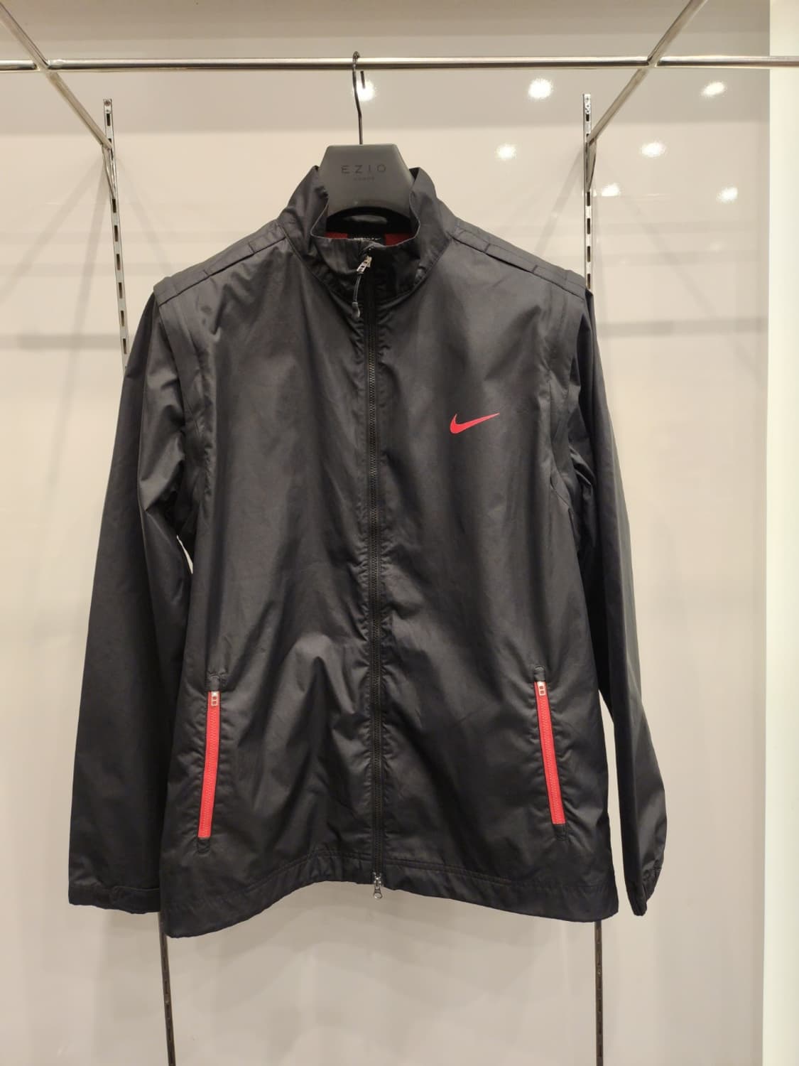 나이키골프 바람막이 블랙&레드L 상품이미지1