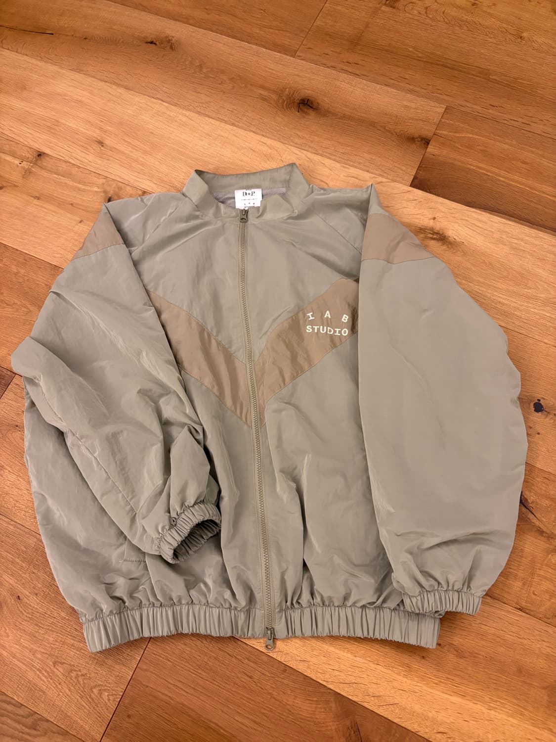 IAB Studio D.P. 바람막이 XL 상품이미지1