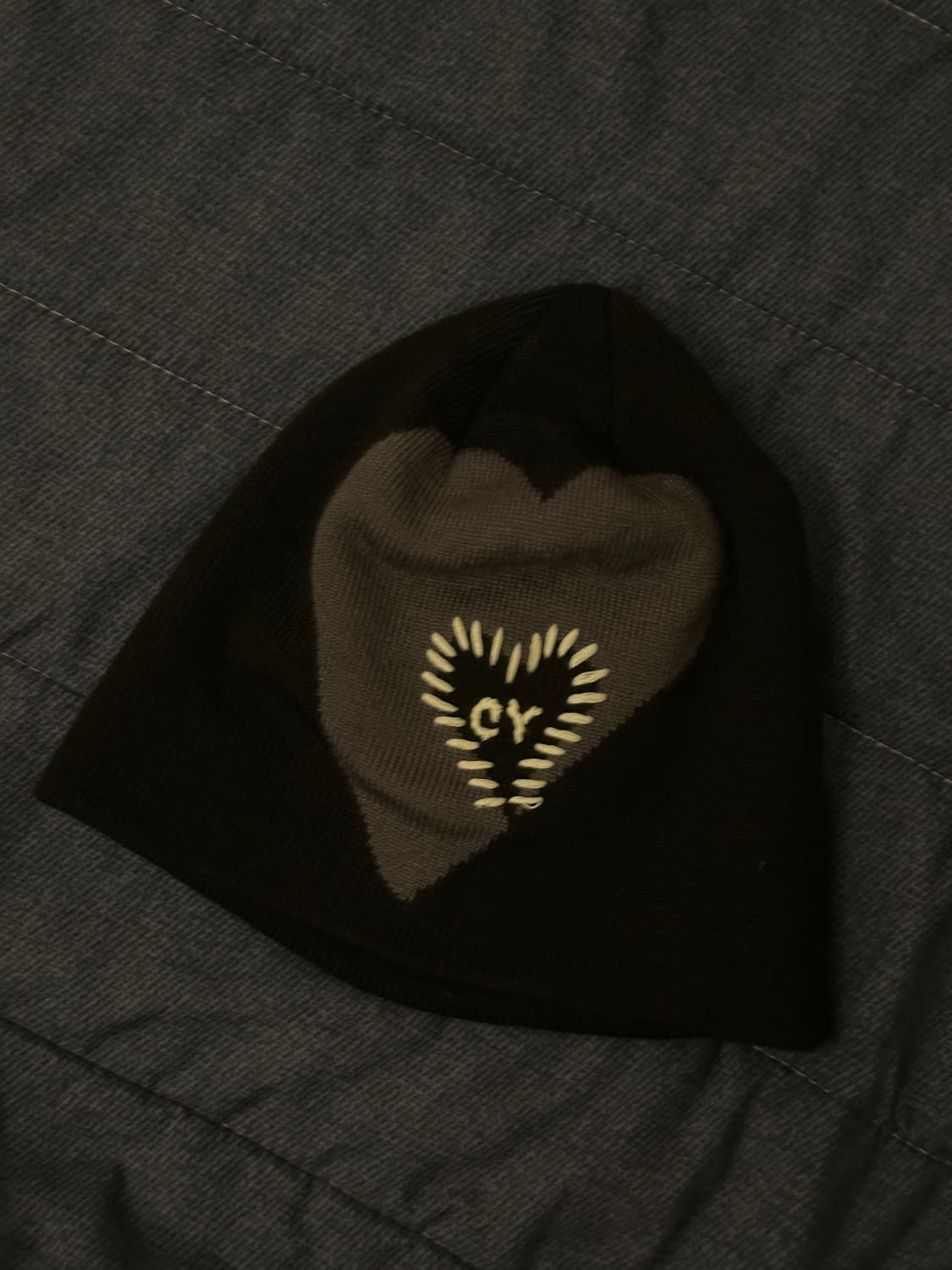 오와이 블랙 하트 비니 최상급 택포 상품이미지4