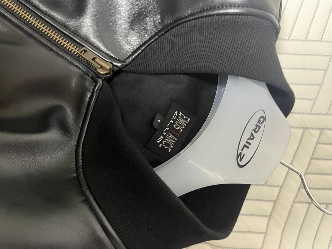 에모스탠스클럽 레더 봄버 자켓 1사이즈 상품이미지3