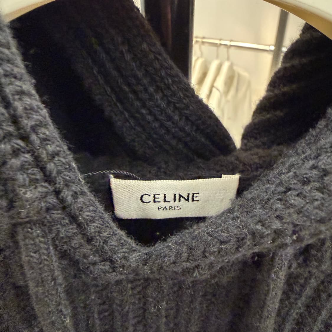 셀린느 리브드 울 로고 니트 후드 상품이미지3