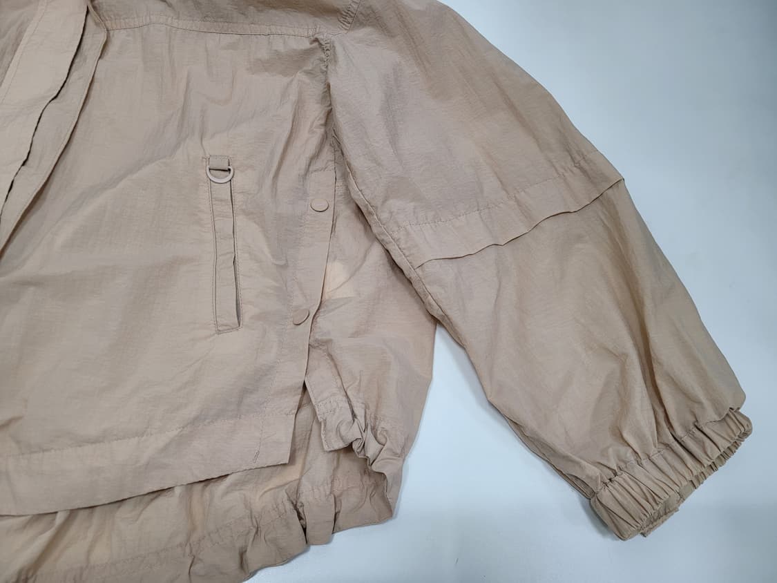 써스데이아일랜드 20SS 루즈핏 후드 바람막이 점퍼 / 여 S 베이지 상품이미지5