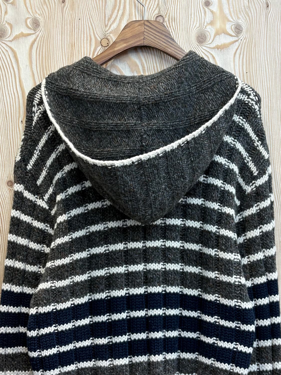 알마니진스 스트라이프 하프집업 후드 니트 상품이미지4