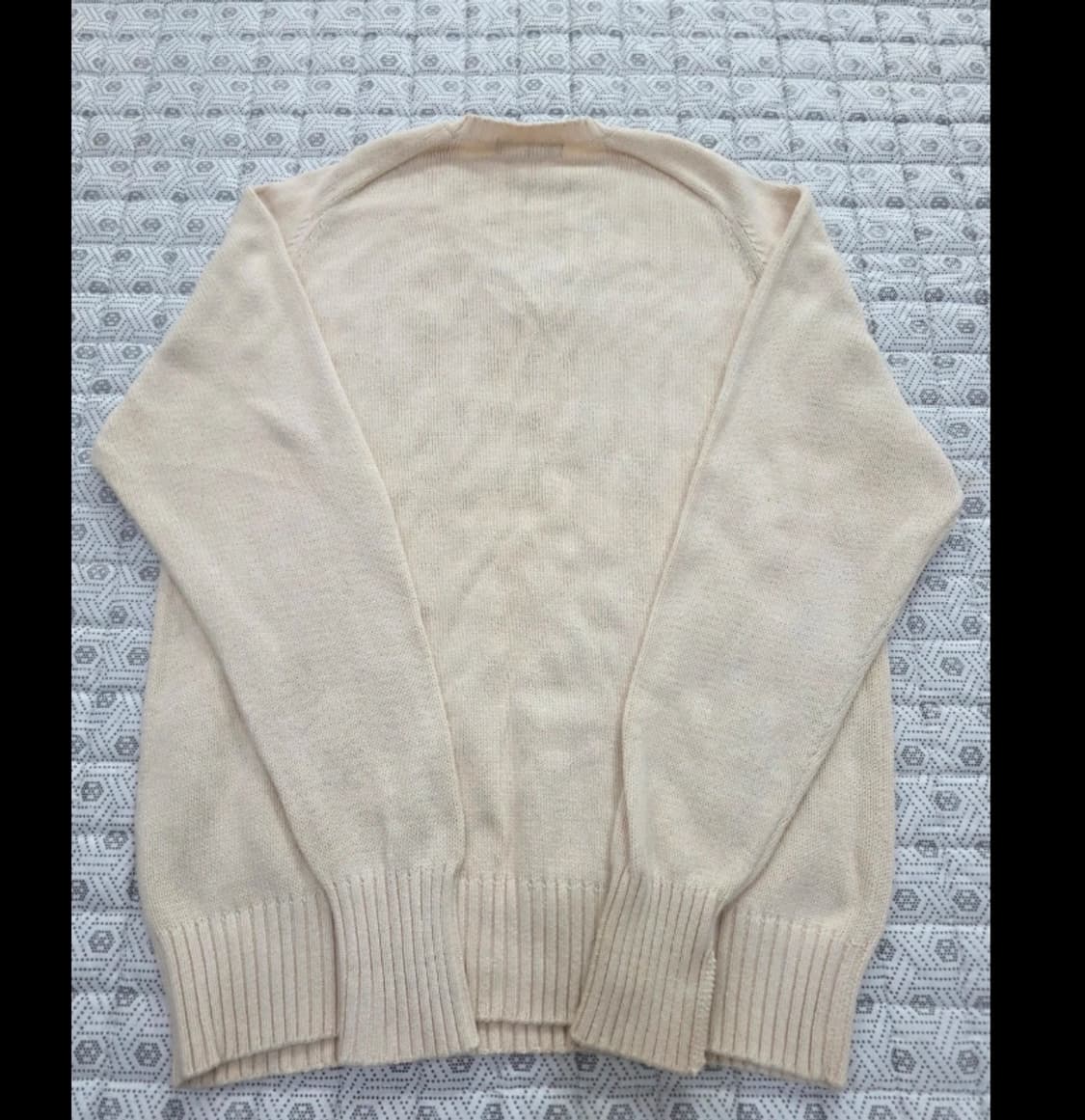 폴로 브이넥 니트 105 상품이미지3