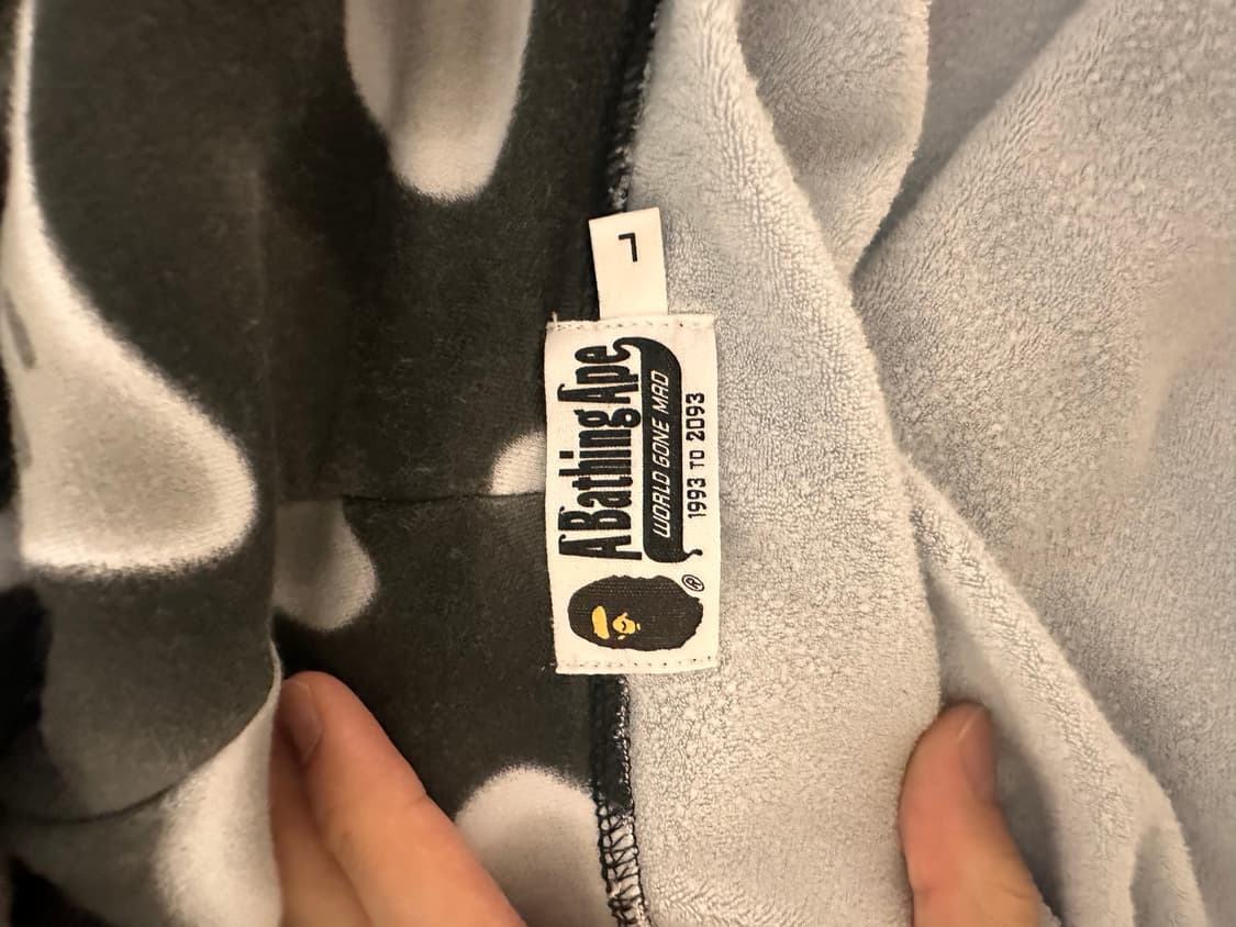 베이프 샤크카모 후드 흑계 상품이미지4