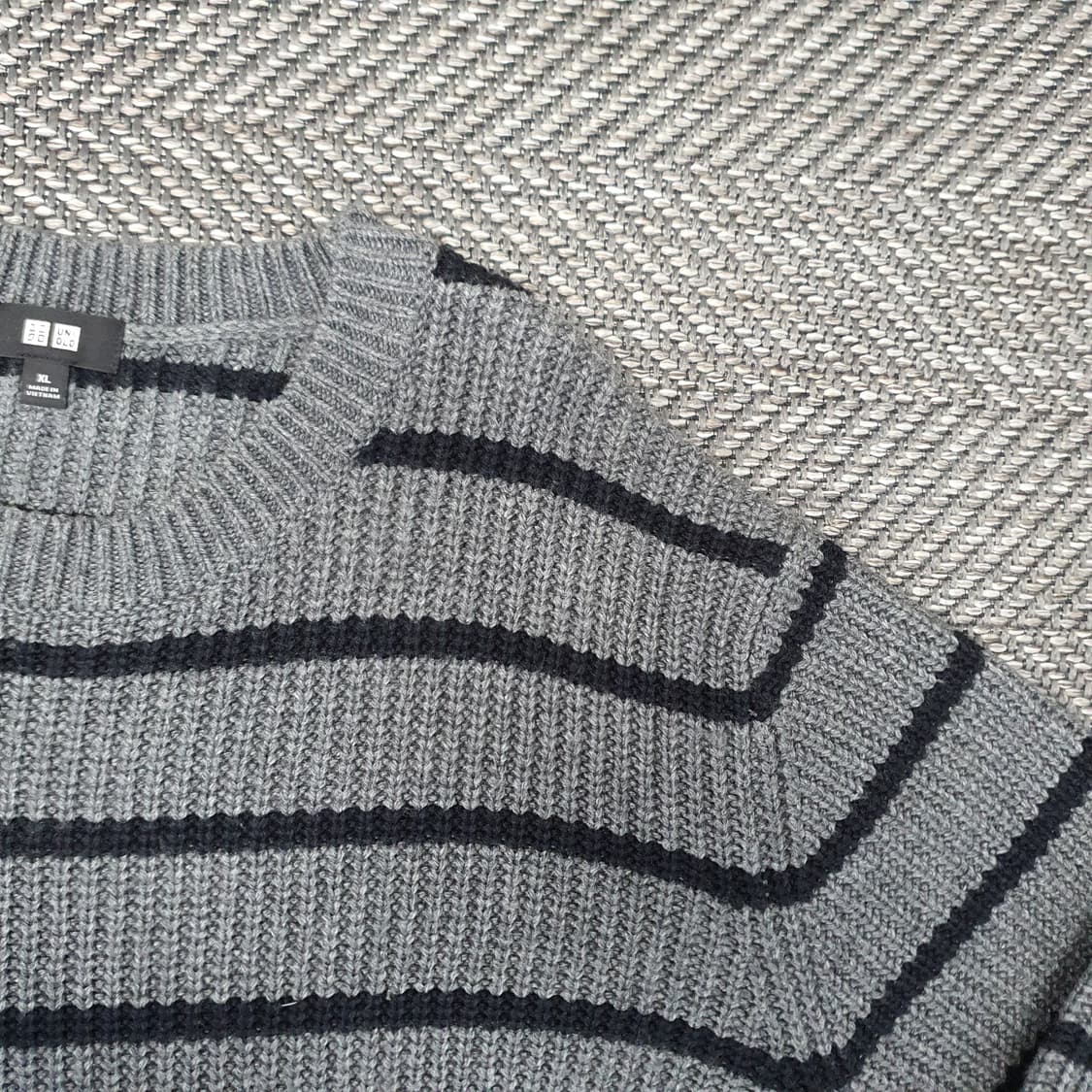 유니클로 긴소매 니트 스웨터 남자105 상품이미지3