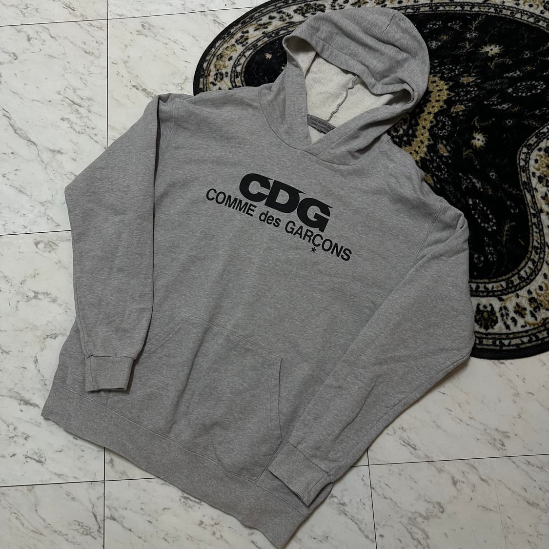 꼼데가르송 CDG 후드티 상품이미지3