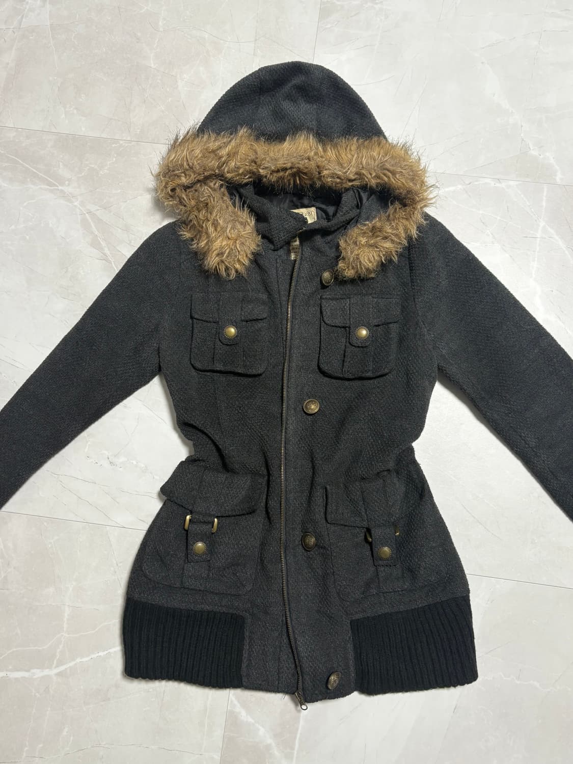 큐빈티지 퍼후드집업 포켓점퍼자켓 니혼진 무채색 상품이미지2