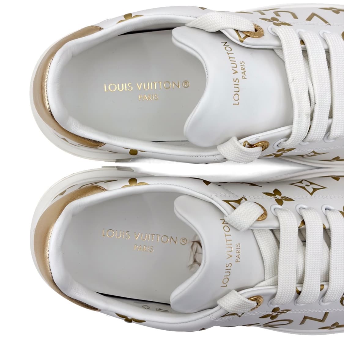 [38] 루이비통 여성 레터링 로고 타임아웃 로우탑 스니커즈 화이트 골드 상품이미지8