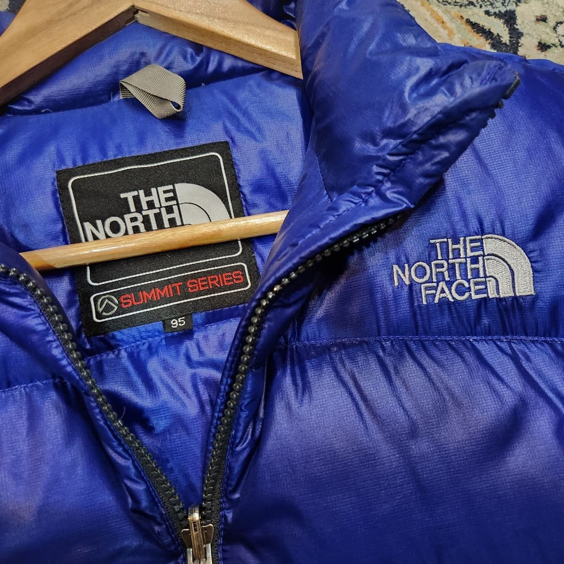 노스페이스 우먼스 구스다운 써밋 숏 패딩 M 상품이미지2