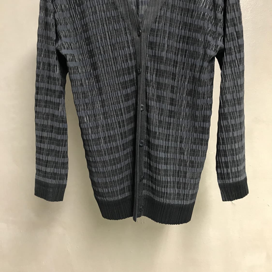 이세이 미야케 플리츠 플리즈 가디건 3(W) 상품이미지3