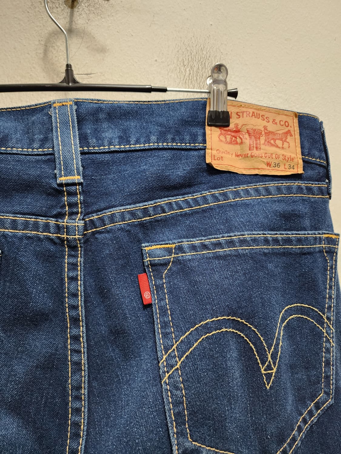 리바이스 TYPE1 리얼루즈핏 진청 데님 팬츠 상품이미지3