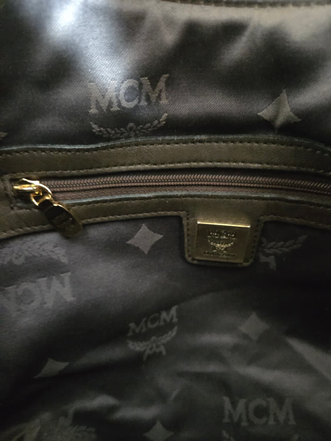 MCM 비세토스 그레이 호보백 상품이미지9