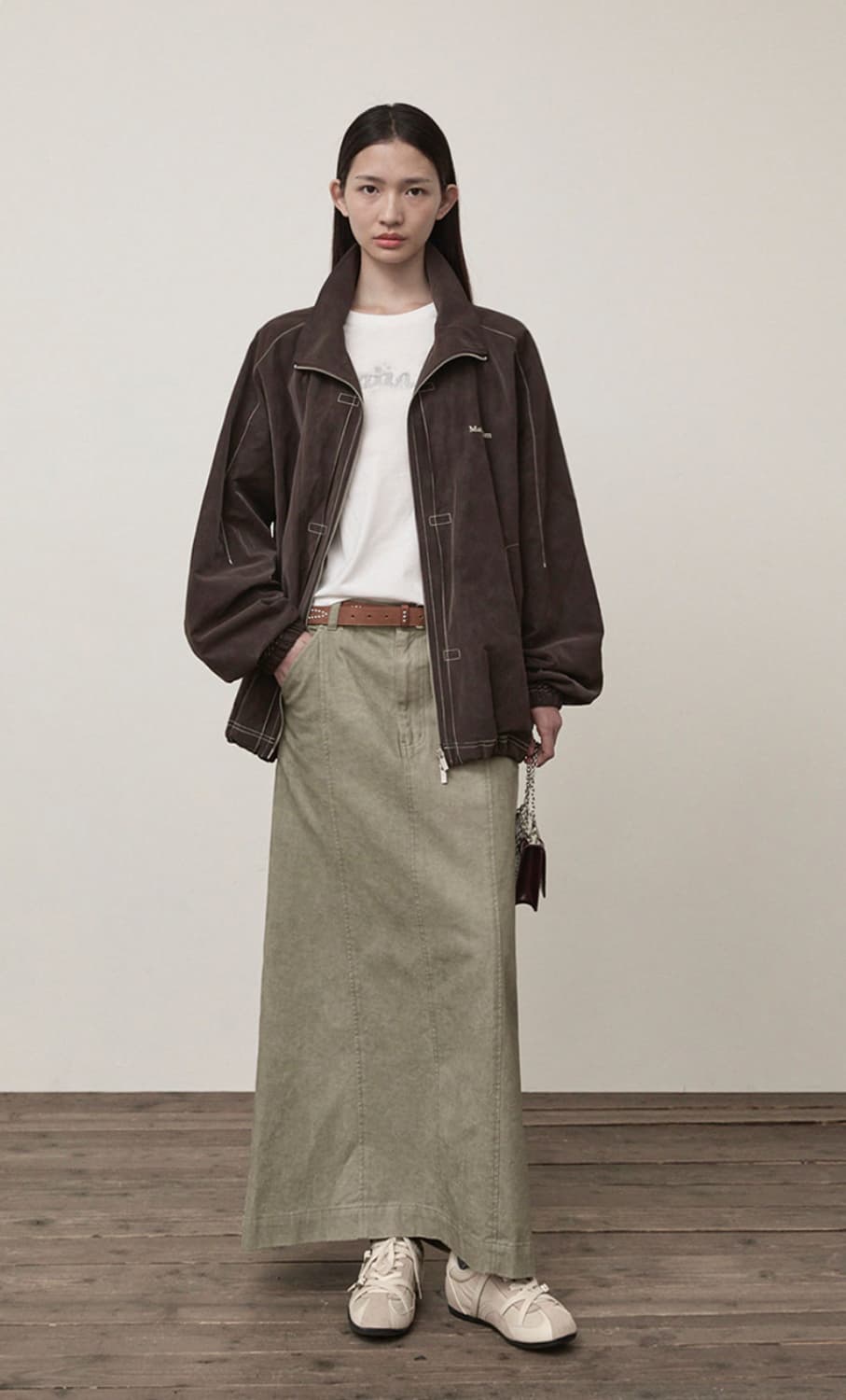 STITCH POINT HIGH NECK JUMPER IN BROWN 상품이미지2