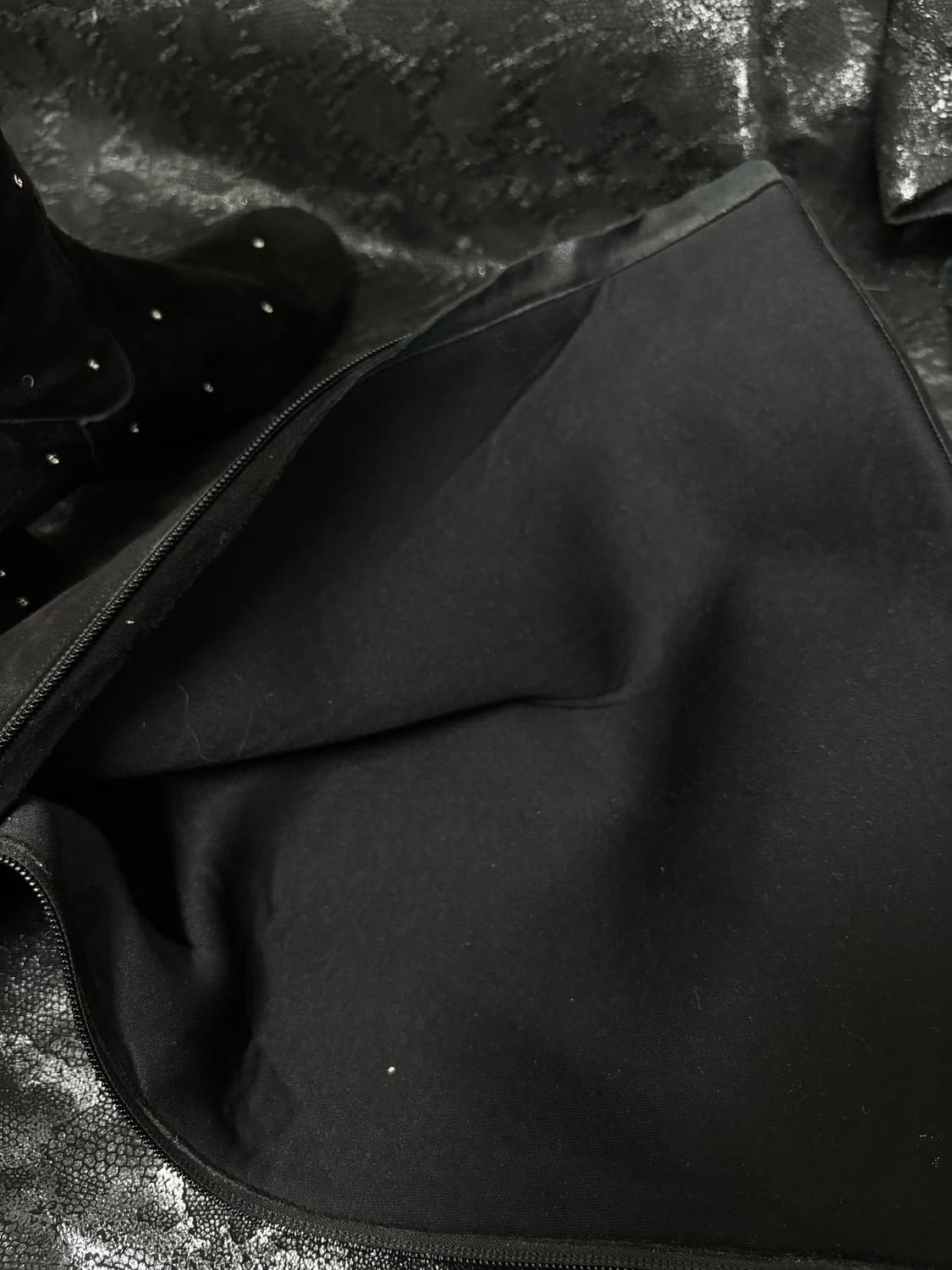 “Vintage” Y2K Mood Cubic Detail Black Lo 상품이미지8