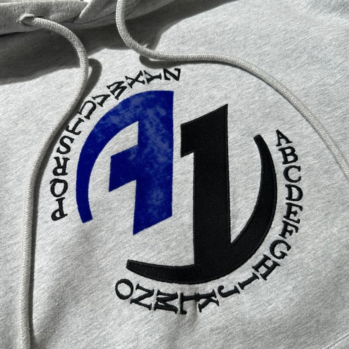 아더에러 x 자라 자더에러 로고 후드 상품이미지5