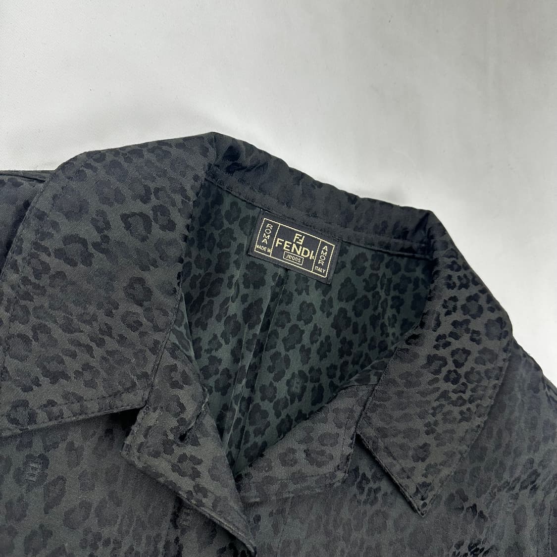 펜디 블랙 레오파드 자켓 상품이미지3