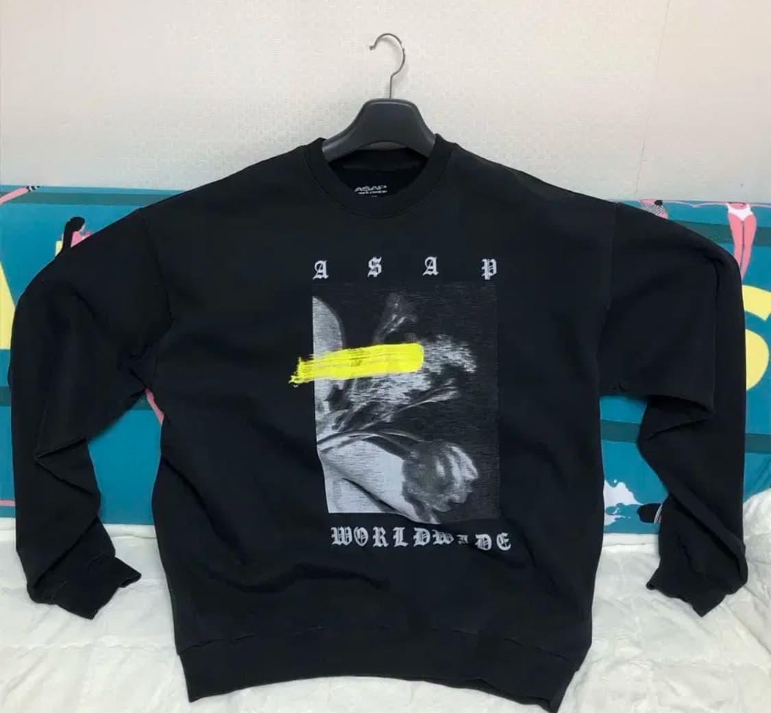 [국내, 해외 유일 매물 한정판] 에이셉 라키 맨투맨 머천 L 상품이미지3